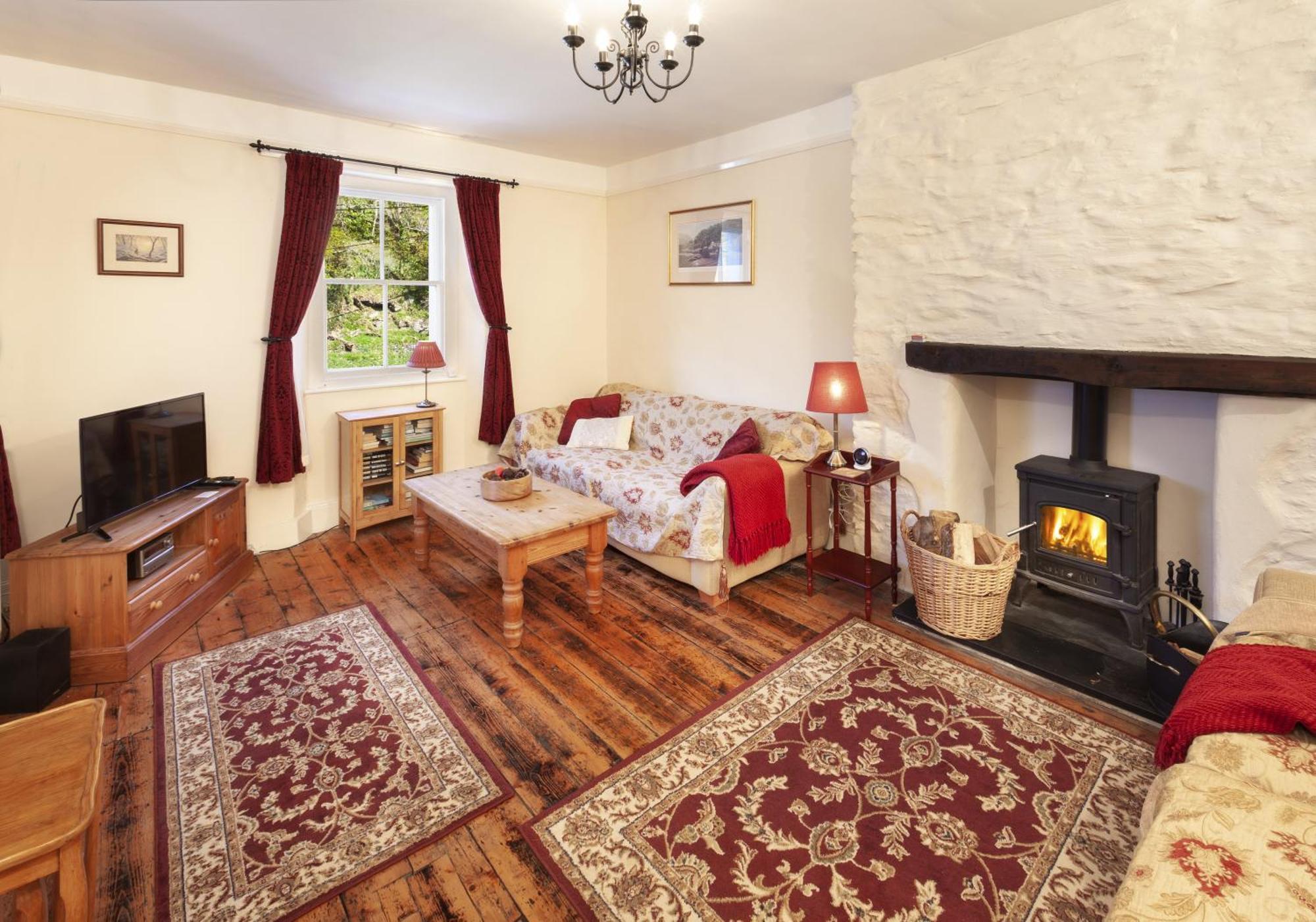 Lorna Doone Cottage, リンマス エクステリア 写真